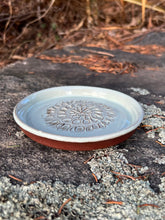 Load image into Gallery viewer, Garlic Grater Dish/Plate Sage 5”